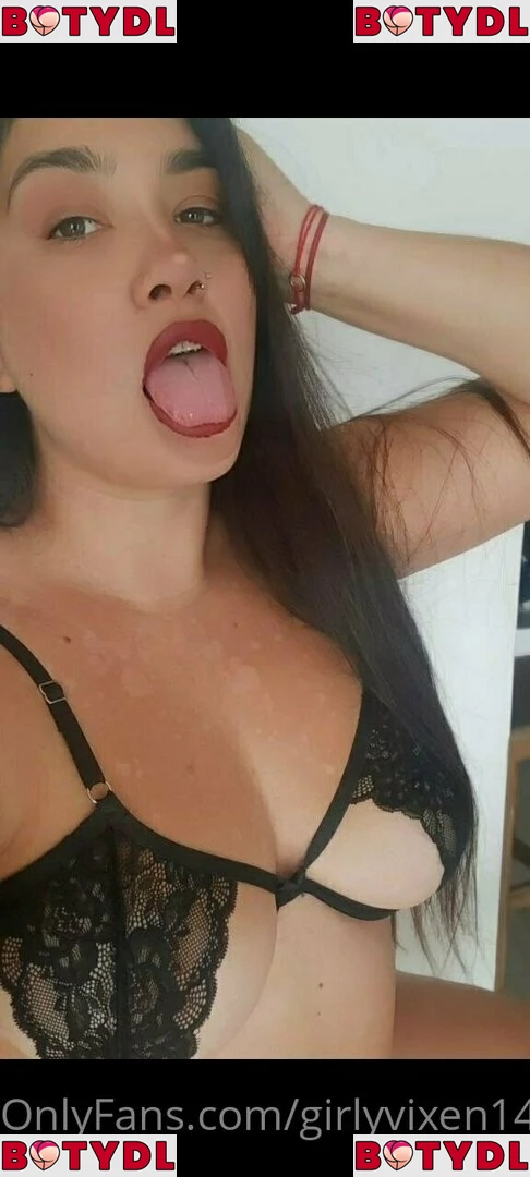 girlyvixxxen Onlyfans Photo Gallery 