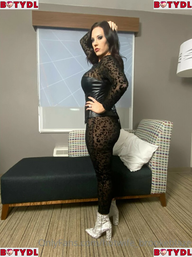 hotwife_brookeblaze Onlyfans Photo Gallery 