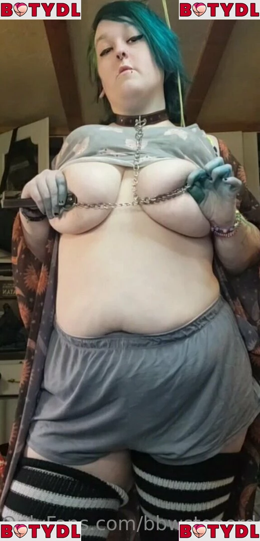 bbwstonerdoll Onlyfans Photo Gallery 