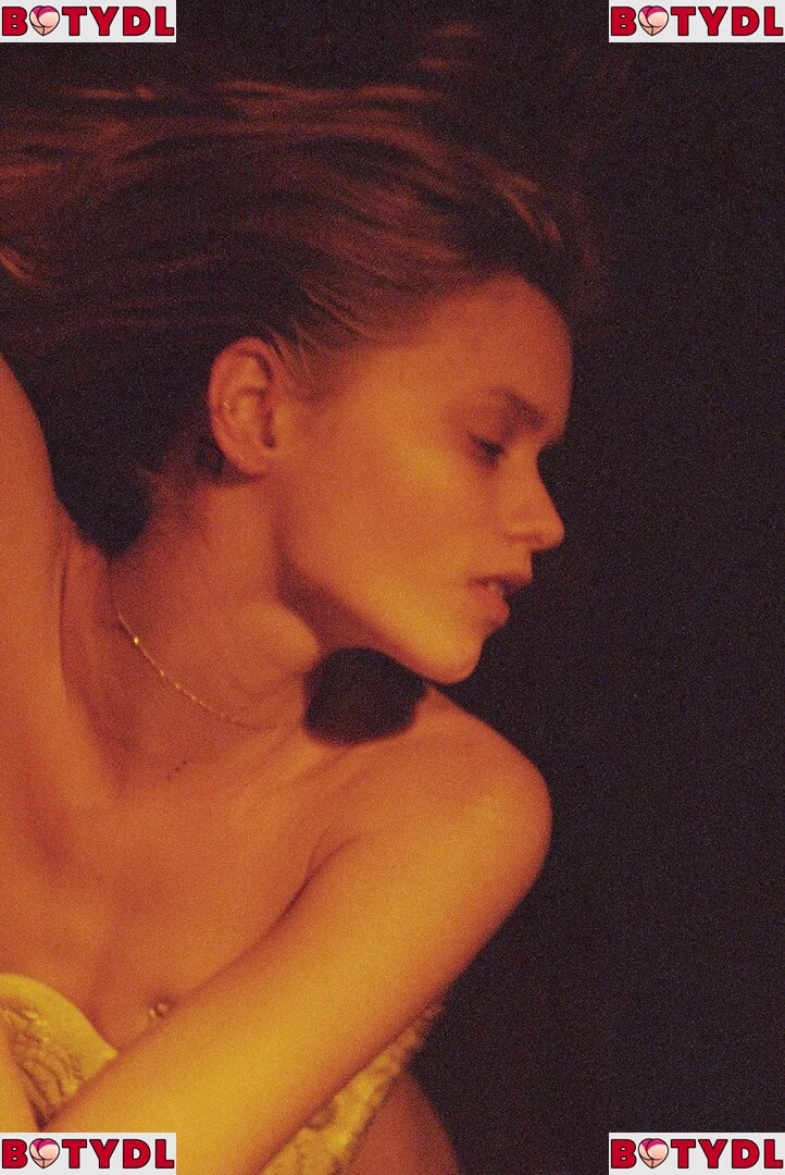 Abbey Lee Kershaw Onlyfans Photo Gallery 