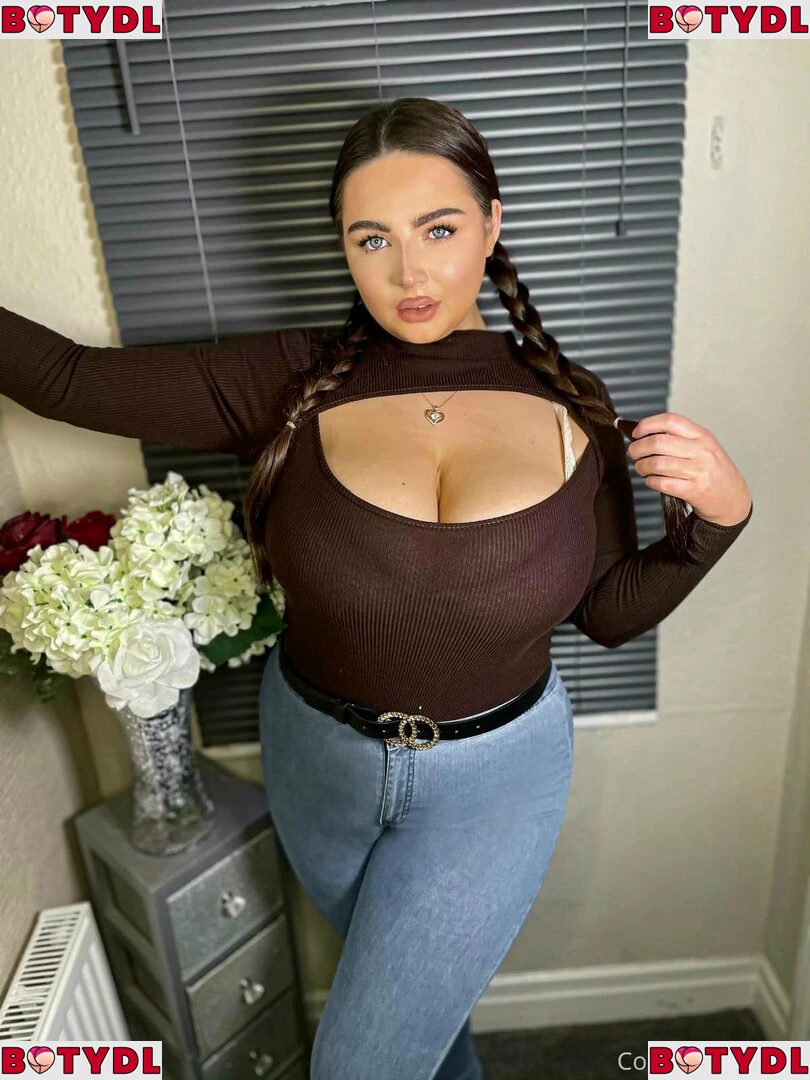 uktittygoddess Onlyfans Photo Gallery 