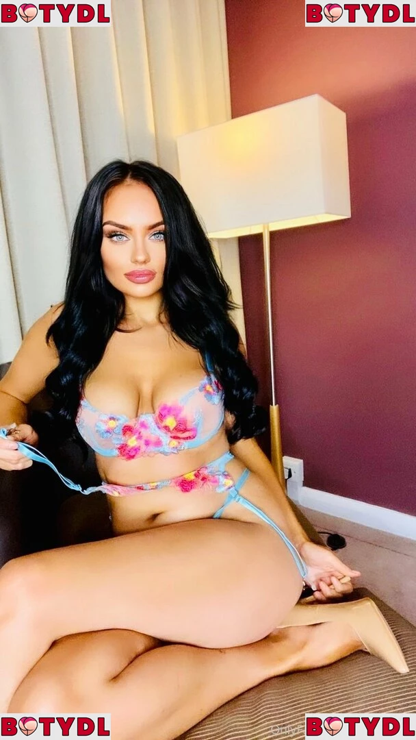 clarajanex Onlyfans Photo Gallery 