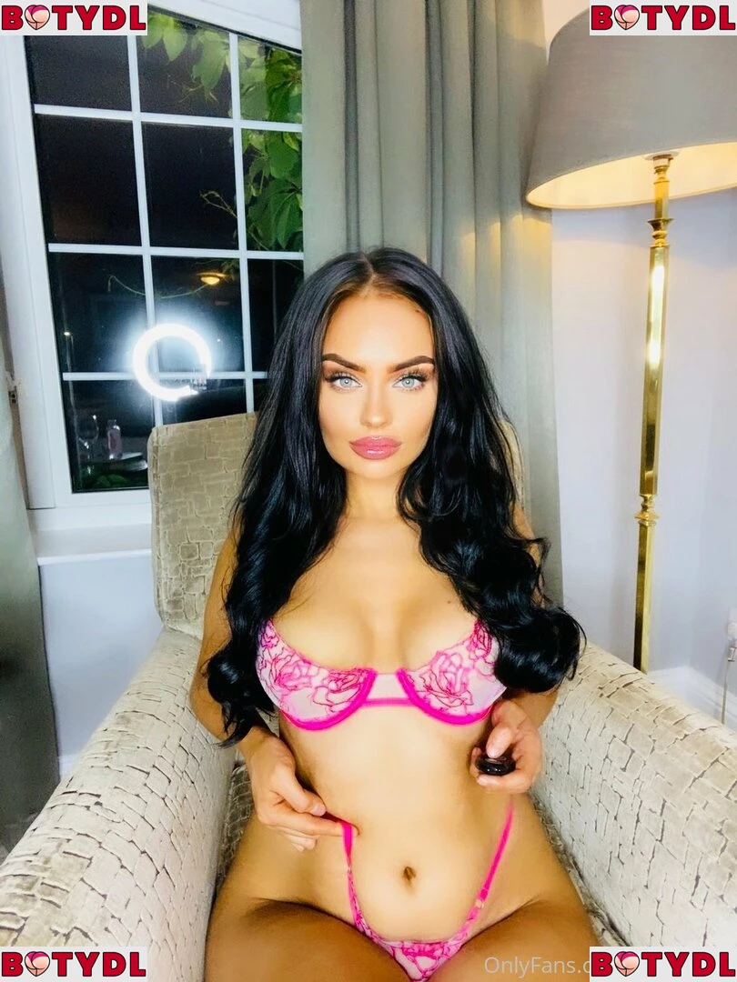 clarajanex Onlyfans Photo Gallery 