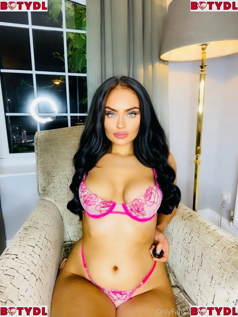 clarajanex Onlyfans Photo Gallery 