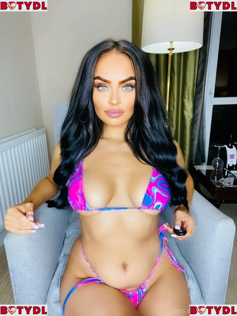 clarajanex Onlyfans Photo Gallery 