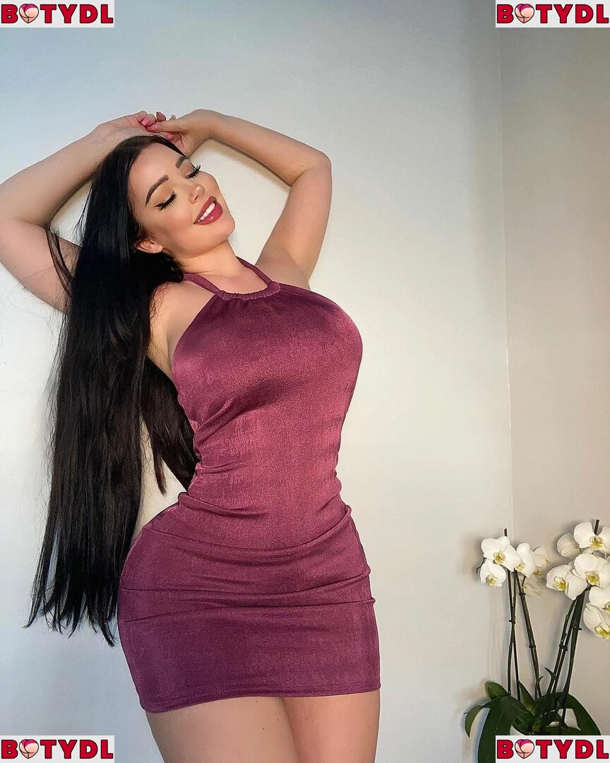 Elizabeth Georgina Onlyfans Photo Gallery 