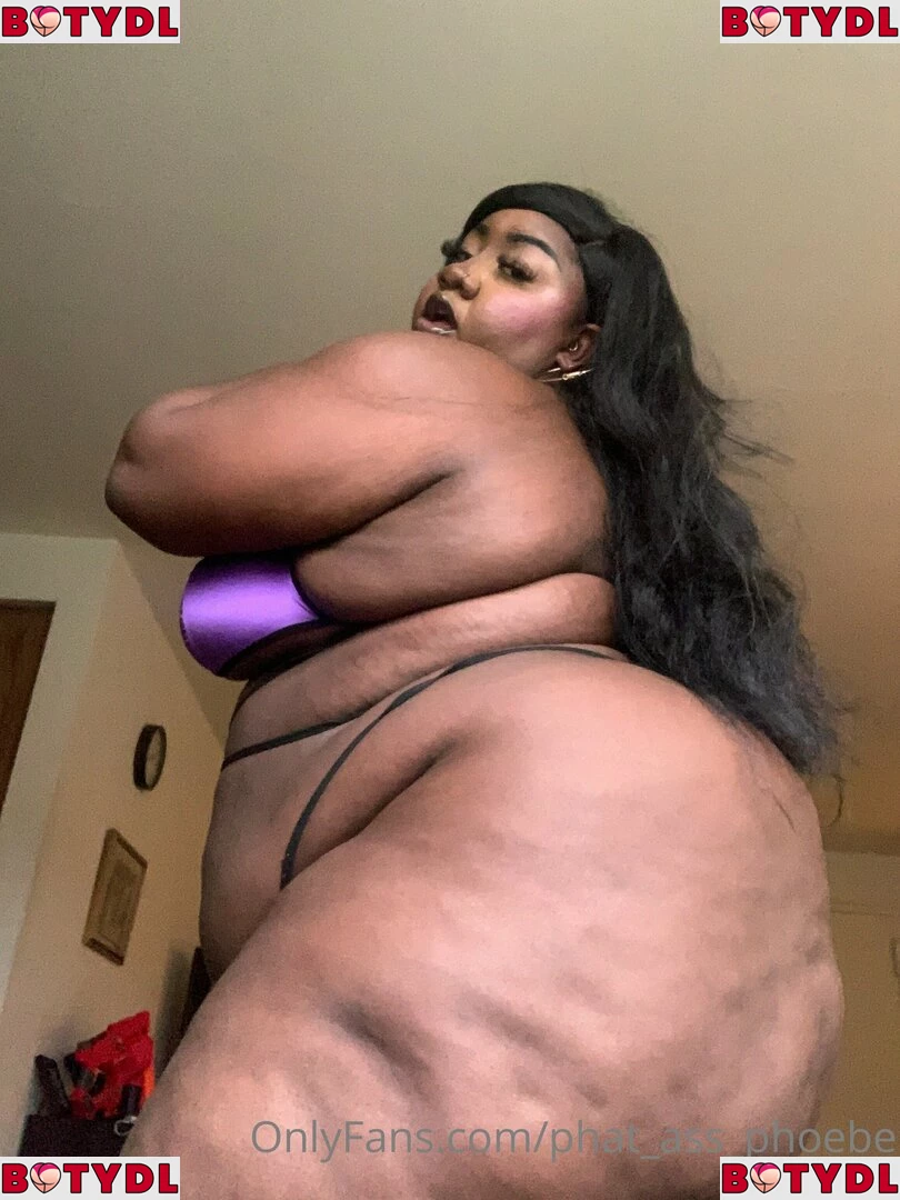 phat_ass_phoebe Onlyfans Photo Gallery 