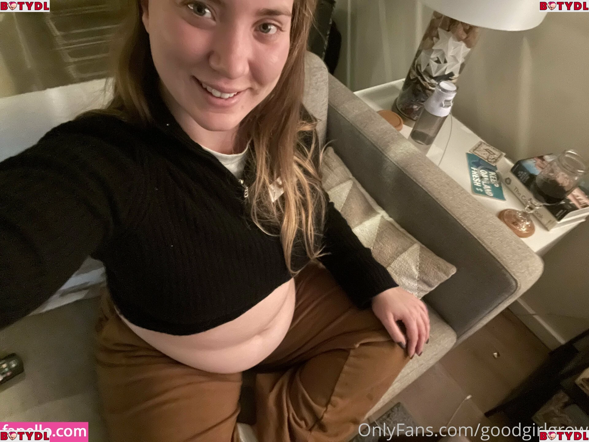 GoodGirlGrow Onlyfans Photo Gallery 