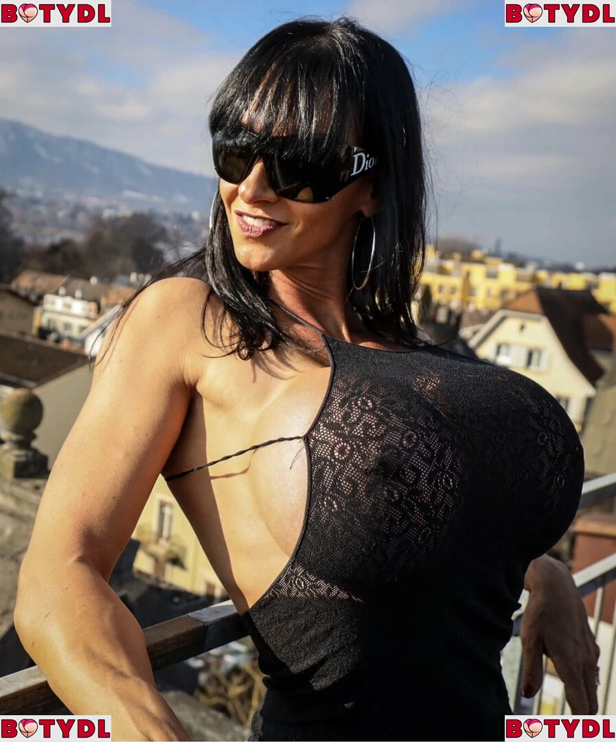 Cindy Landolt Onlyfans Photo Gallery 