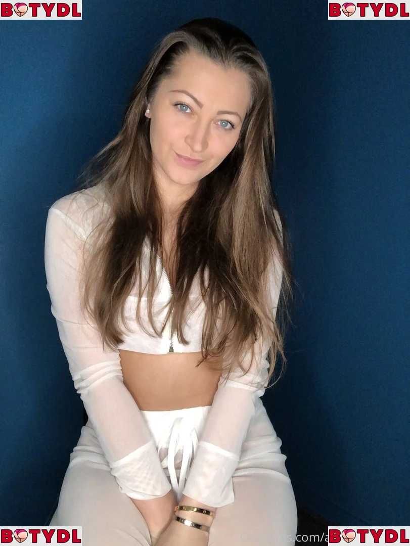 Dani Daniels Onlyfans Photo Gallery 