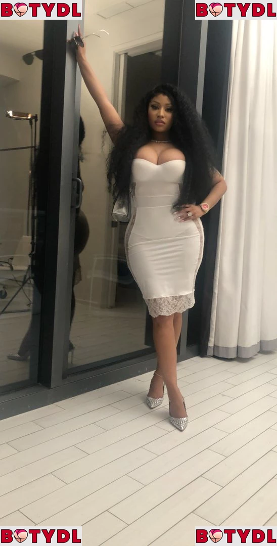 Nicki Minaj Onlyfans Photo Gallery 