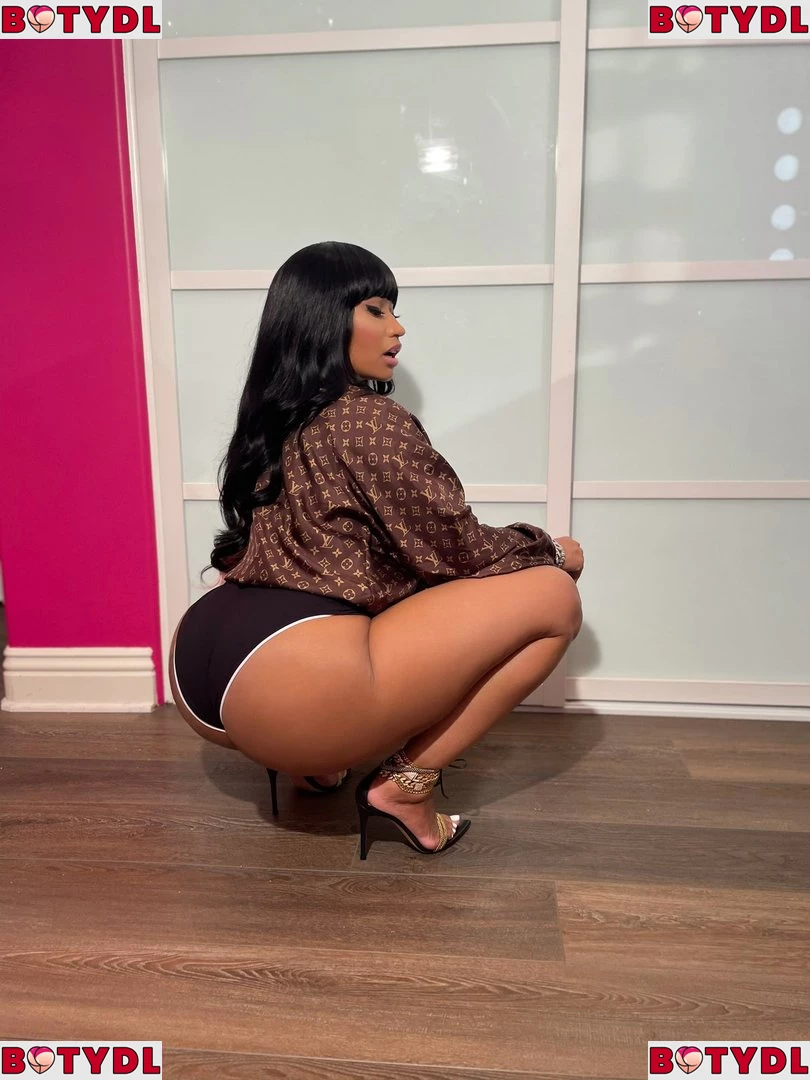 Nicki Minaj Onlyfans Photo Gallery 