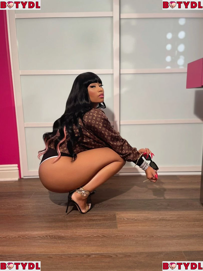 Nicki Minaj Onlyfans Photo Gallery 