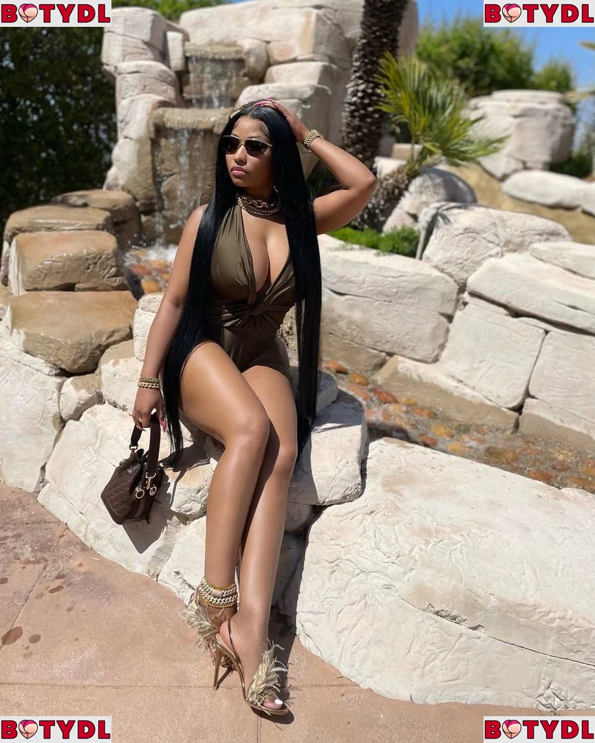 Nicki Minaj Onlyfans Photo Gallery 