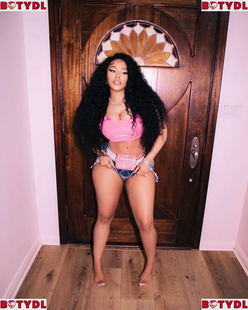 Nicki Minaj Onlyfans Photo Gallery 