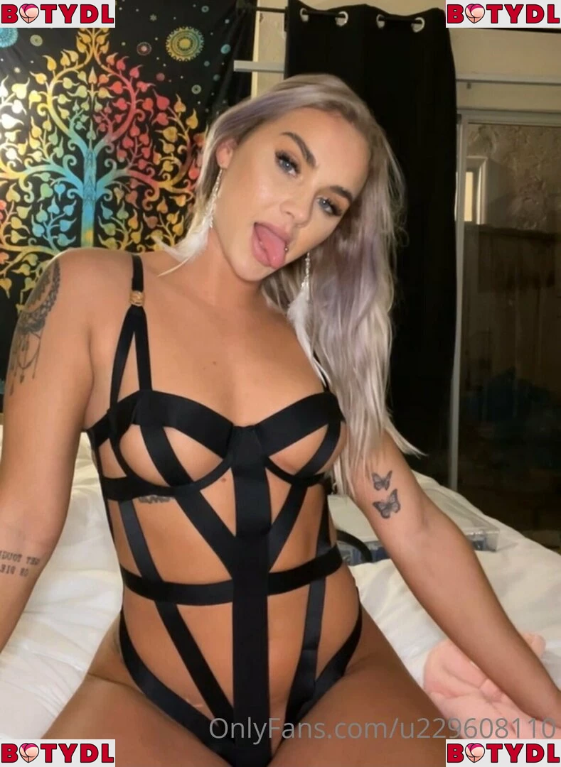 Camille Cammy Onlyfans Photo Gallery 