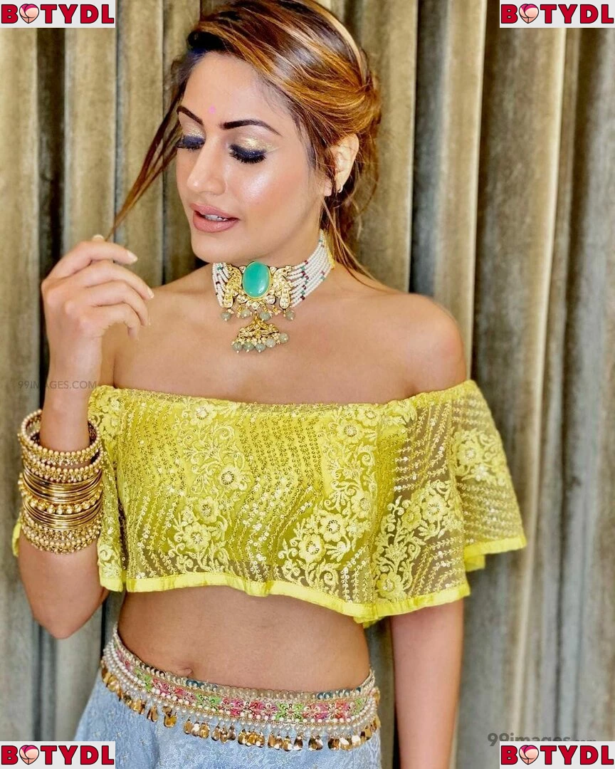 Surbhi Chandna Onlyfans Photo Gallery 