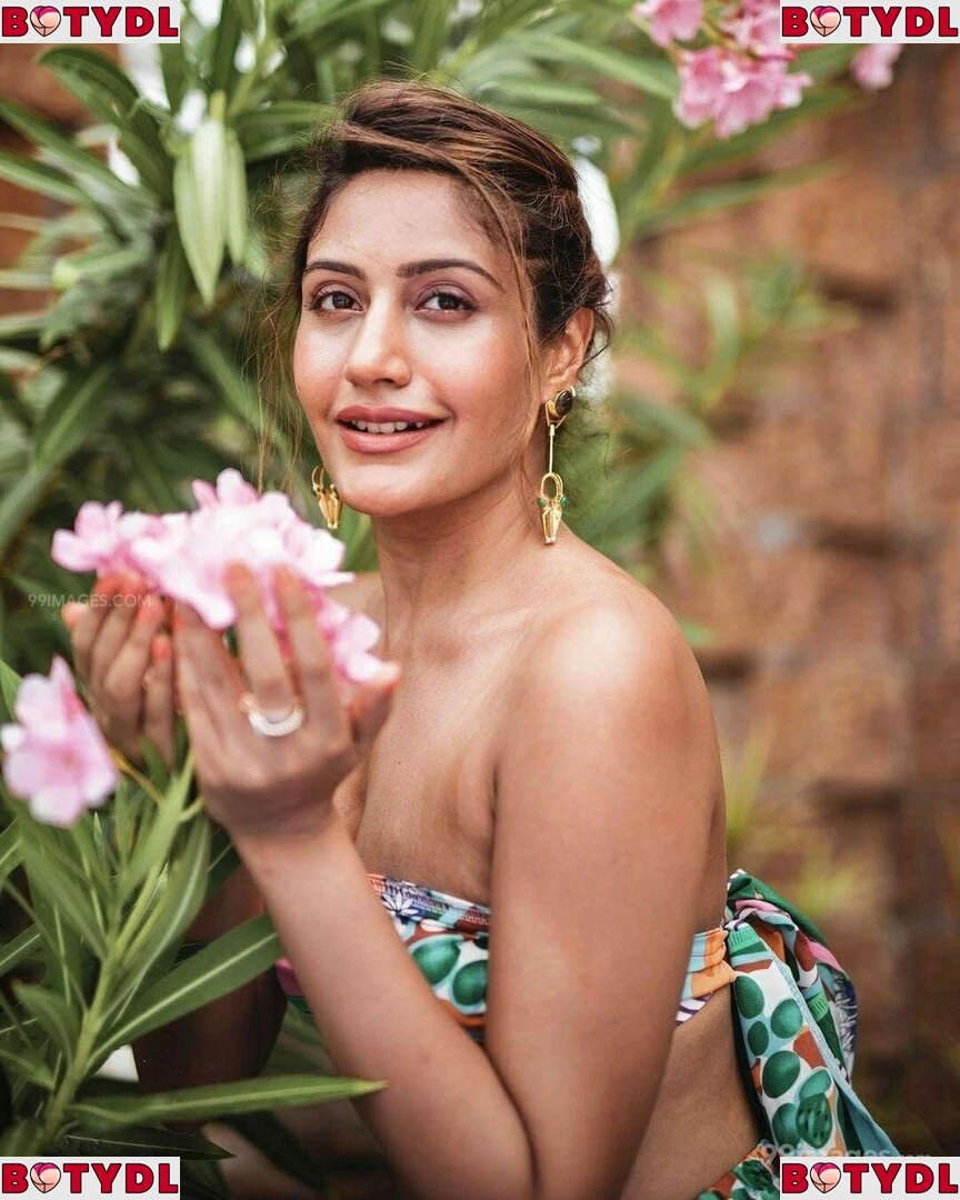 Surbhi Chandna Onlyfans Photo Gallery 