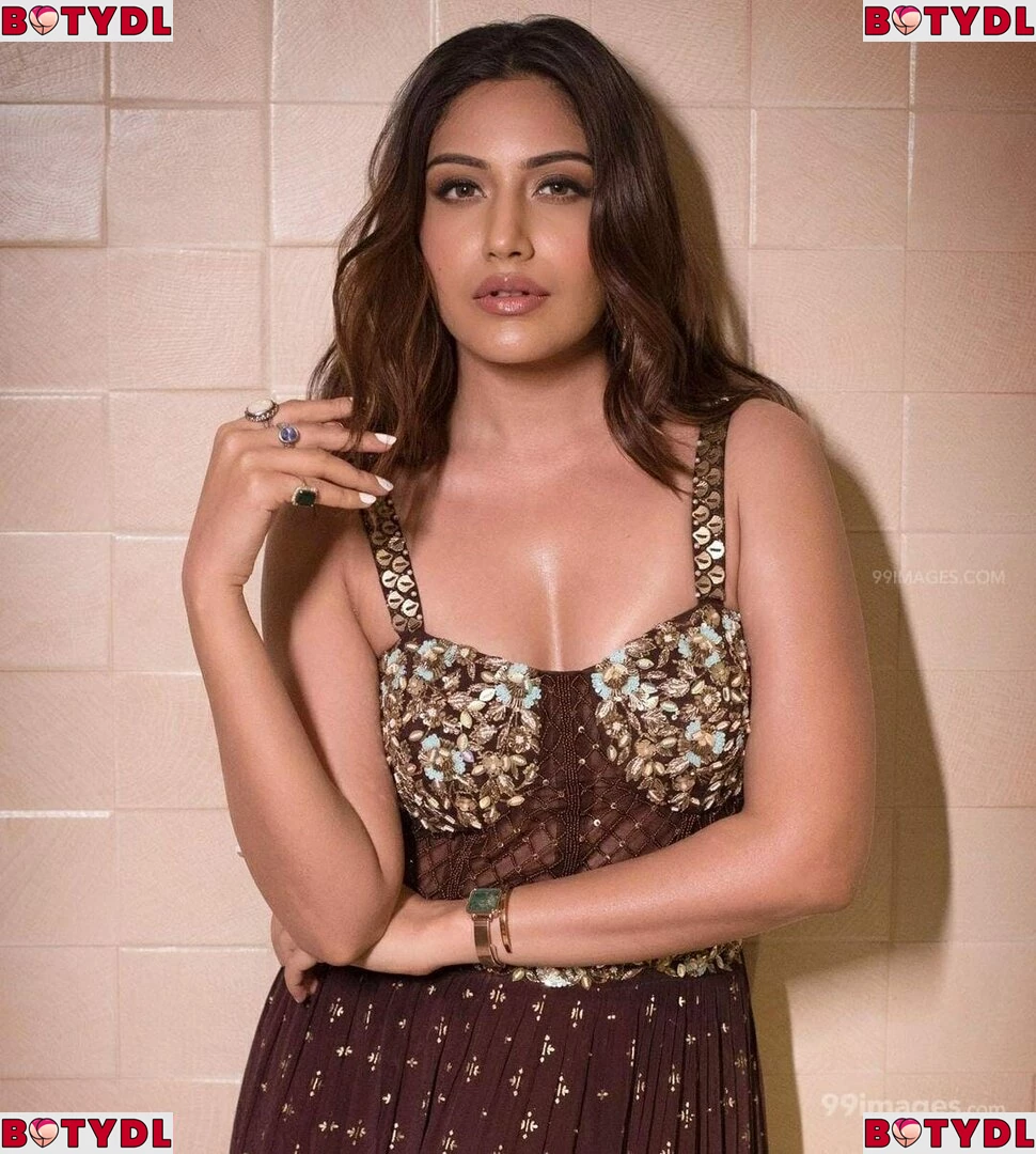 Surbhi Chandna Onlyfans Photo Gallery 