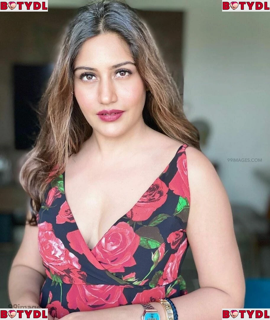 Surbhi Chandna Onlyfans Photo Gallery 