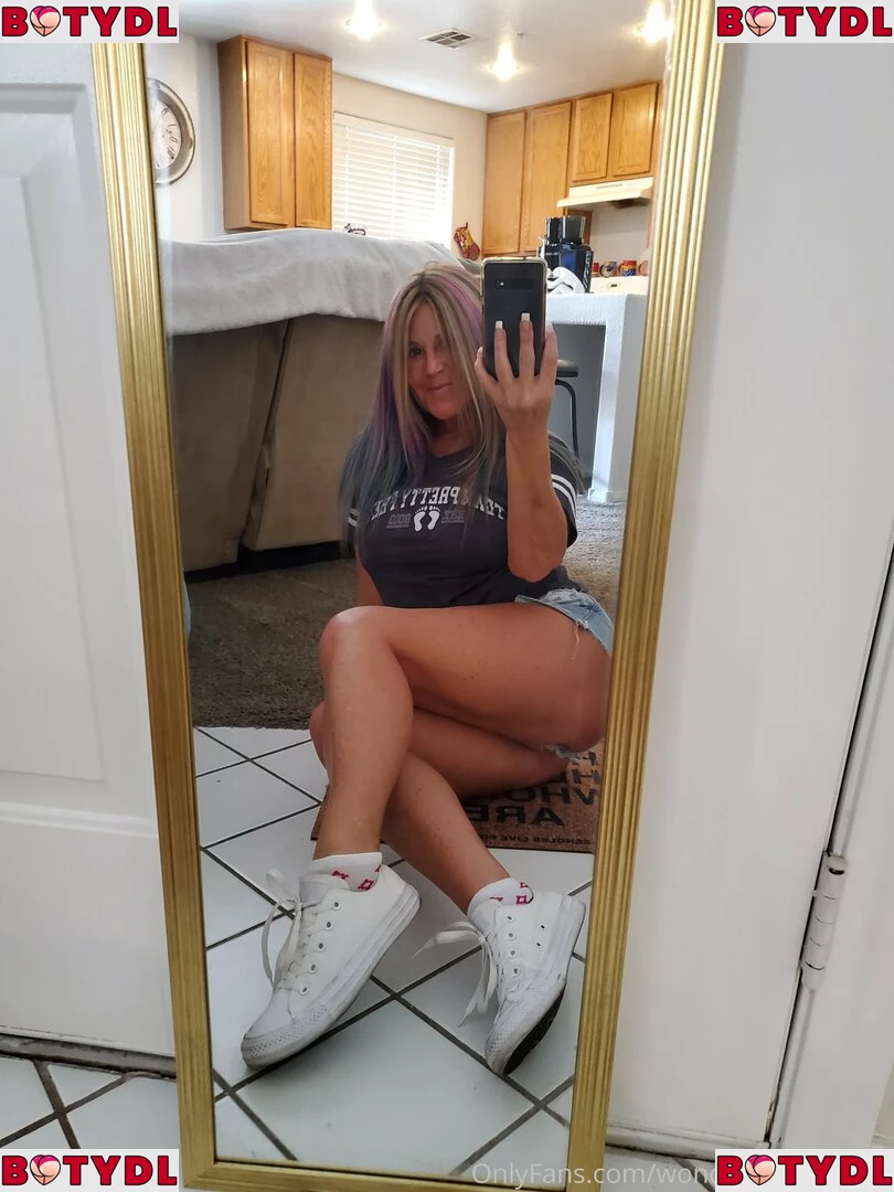 wonderfeetwoman Onlyfans Photo Gallery 