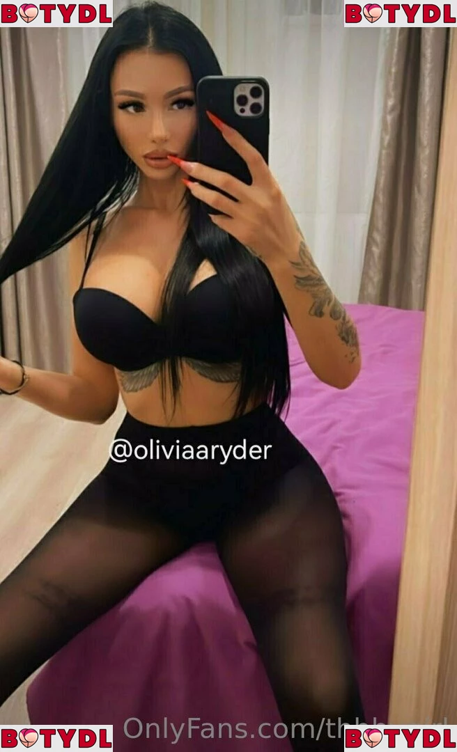 thbabyambarr Onlyfans Photo Gallery 