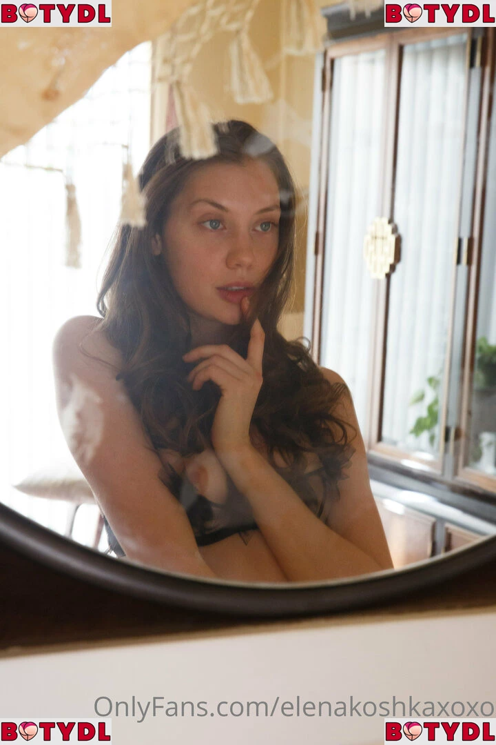 Elenakoshkaxoxo Onlyfans Photo Gallery 