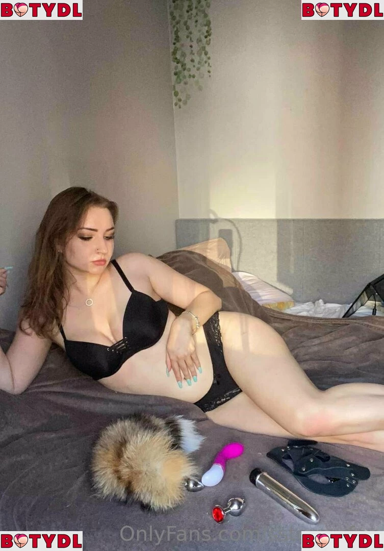 sstormyfox Onlyfans Photo Gallery 