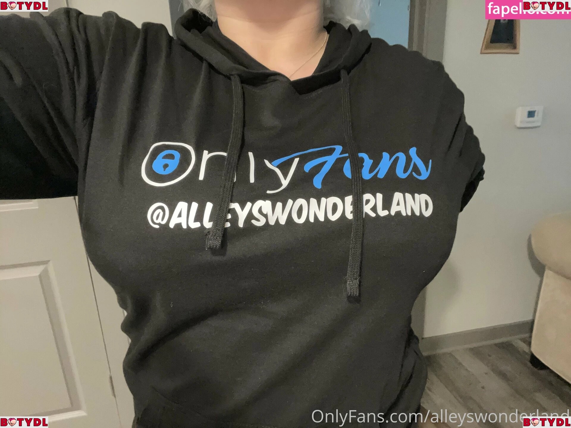 alleyswonderland Onlyfans Photo Gallery 