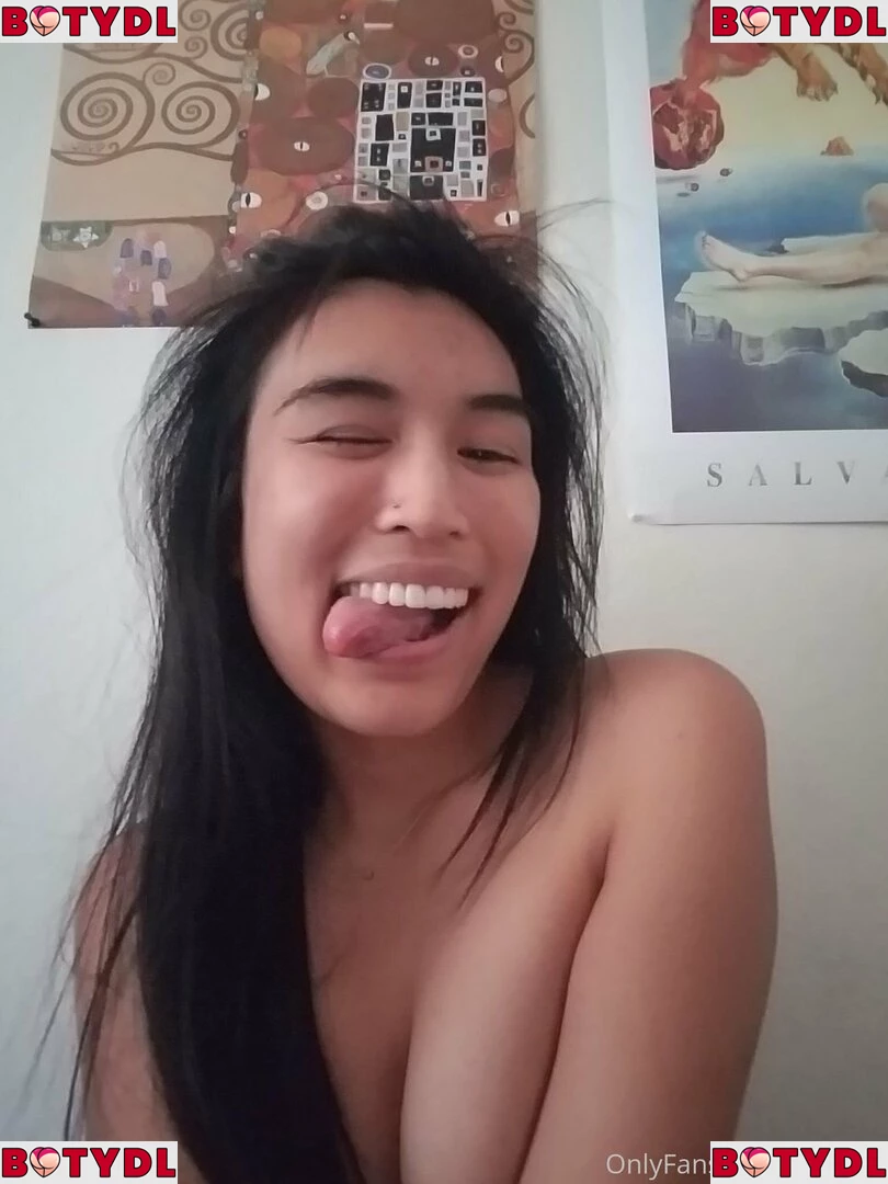 Ava Tran Onlyfans Photo Gallery 