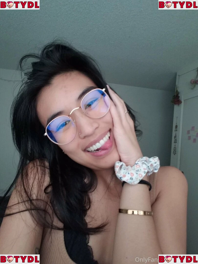 Ava Tran Onlyfans Photo Gallery 