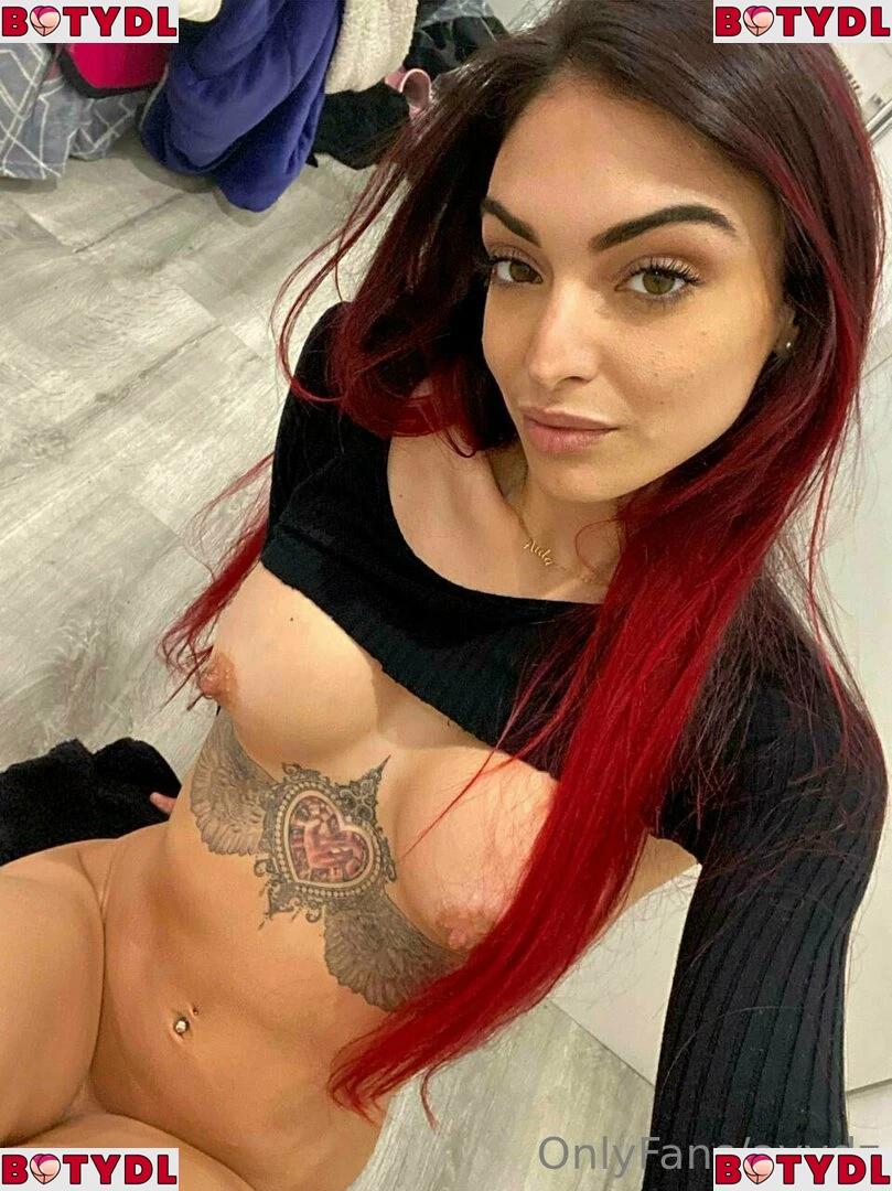 hhades_girl Onlyfans Photo Gallery 