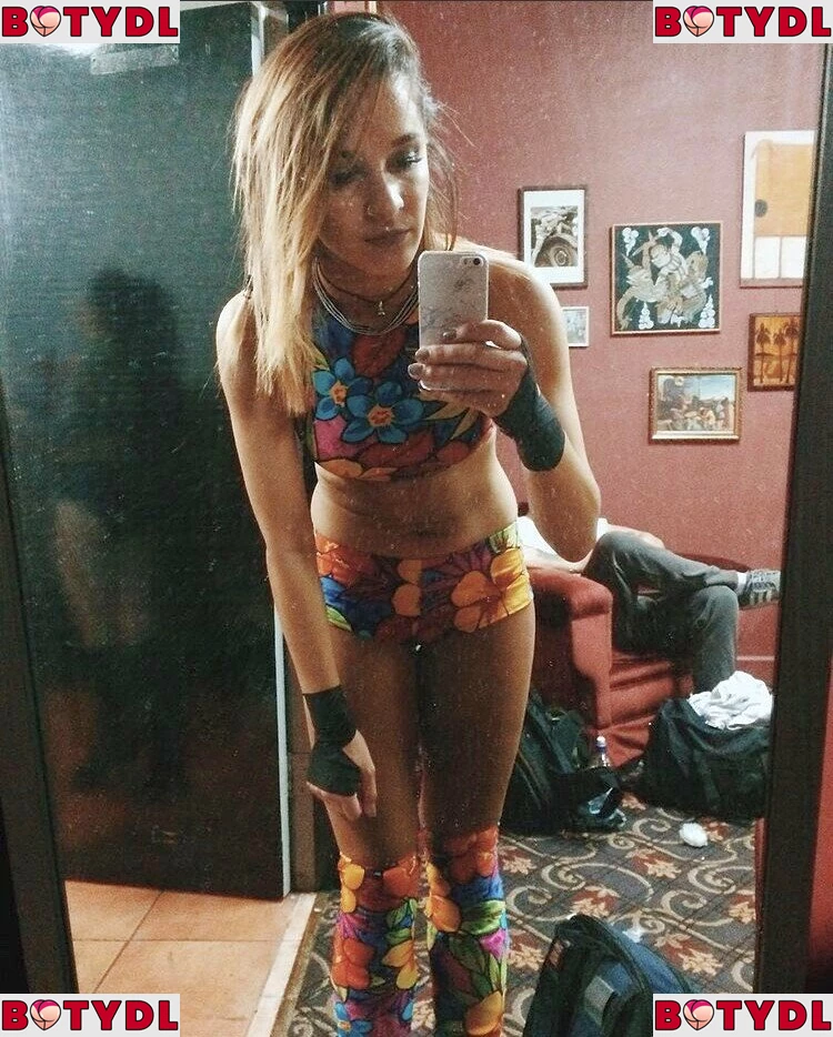 Dakota Kai Onlyfans Photo Gallery 