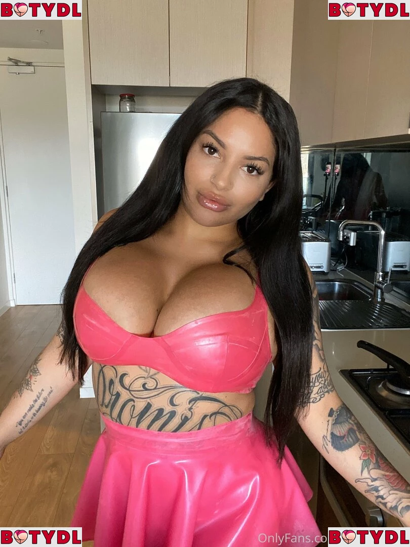 xxxarabella Onlyfans Photo Gallery 