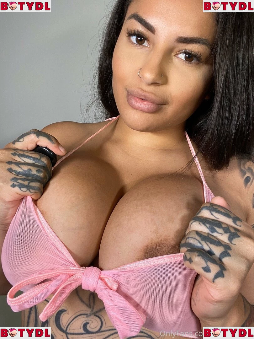 xxxarabella Onlyfans Photo Gallery 