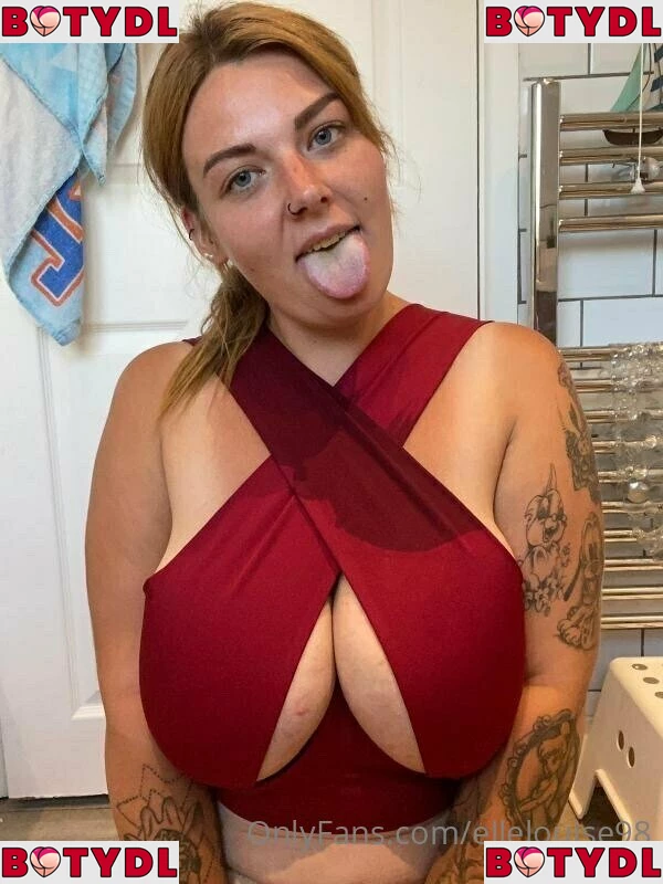 ellelouise98 Onlyfans Photo Gallery 