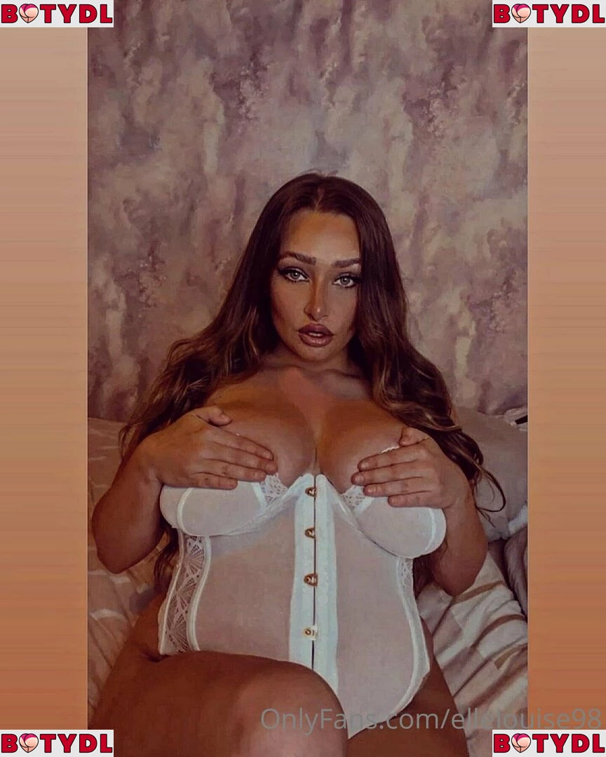 ellelouise98 Onlyfans Photo Gallery 