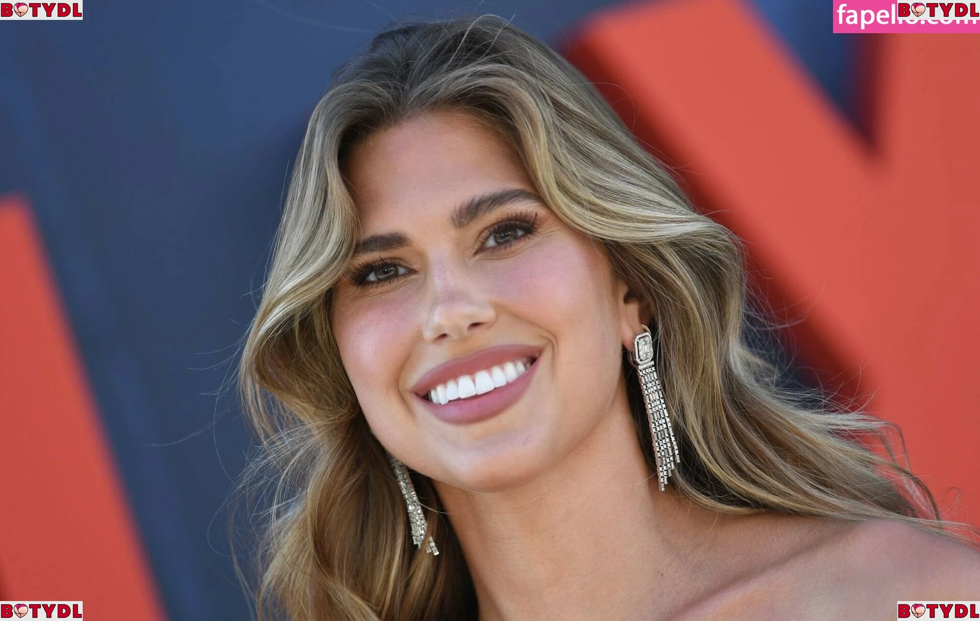 Kara Del Toro Onlyfans Photo Gallery 