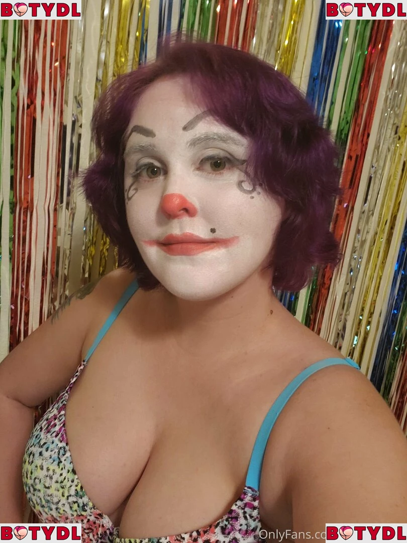 clowndivax Onlyfans Photo Gallery 