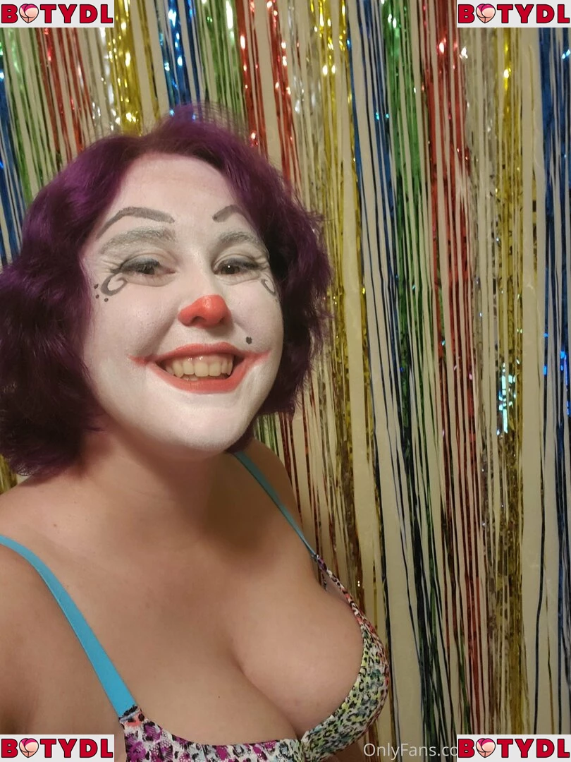 clowndivax Onlyfans Photo Gallery 