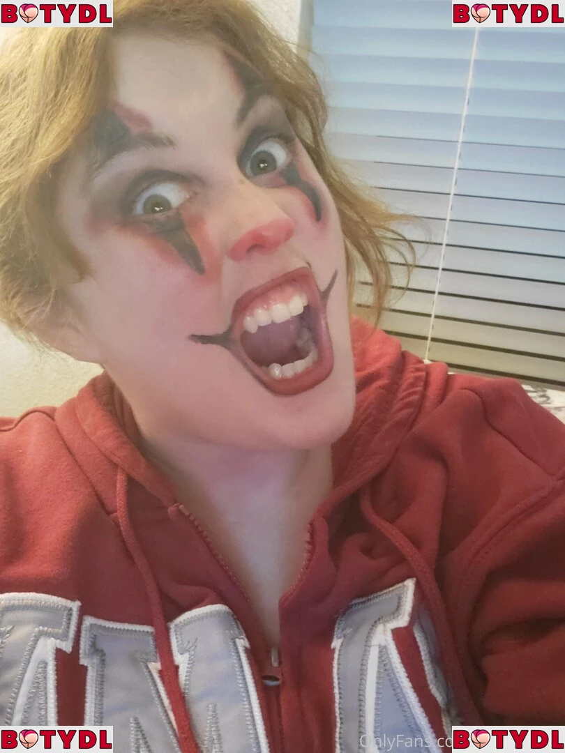 clowndivax Onlyfans Photo Gallery 