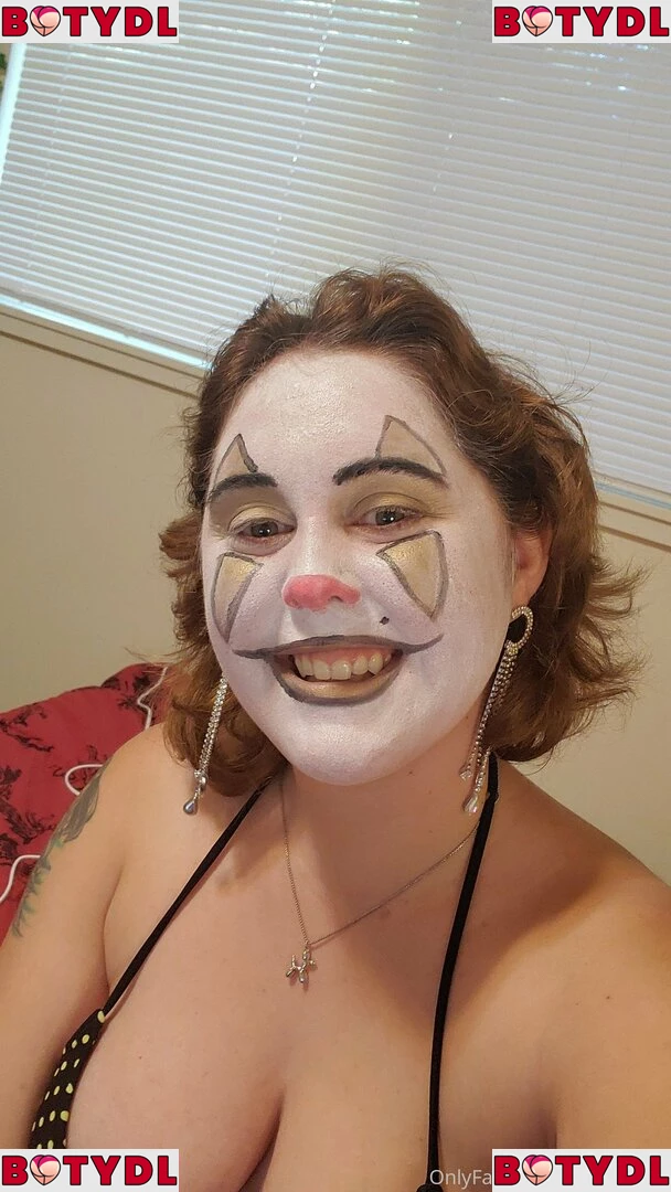 clowndivax Onlyfans Photo Gallery 