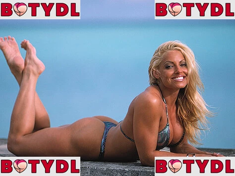 Trish Stratus Onlyfans Photo Gallery 