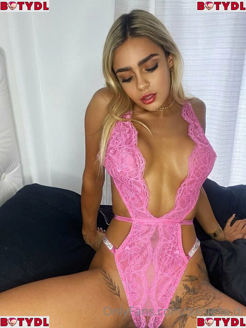 daniella.di Onlyfans Photo Gallery 