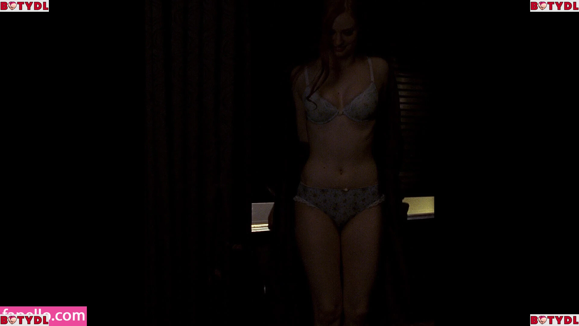 Deborah Ann Woll Onlyfans Photo Gallery 