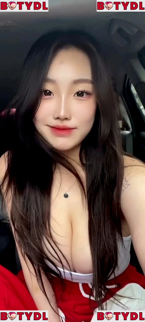 Sejinming Onlyfans Photo Gallery 