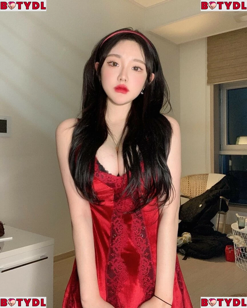 Sejinming Onlyfans Photo Gallery 