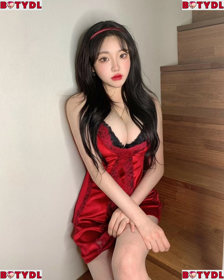 Sejinming Onlyfans Photo Gallery 