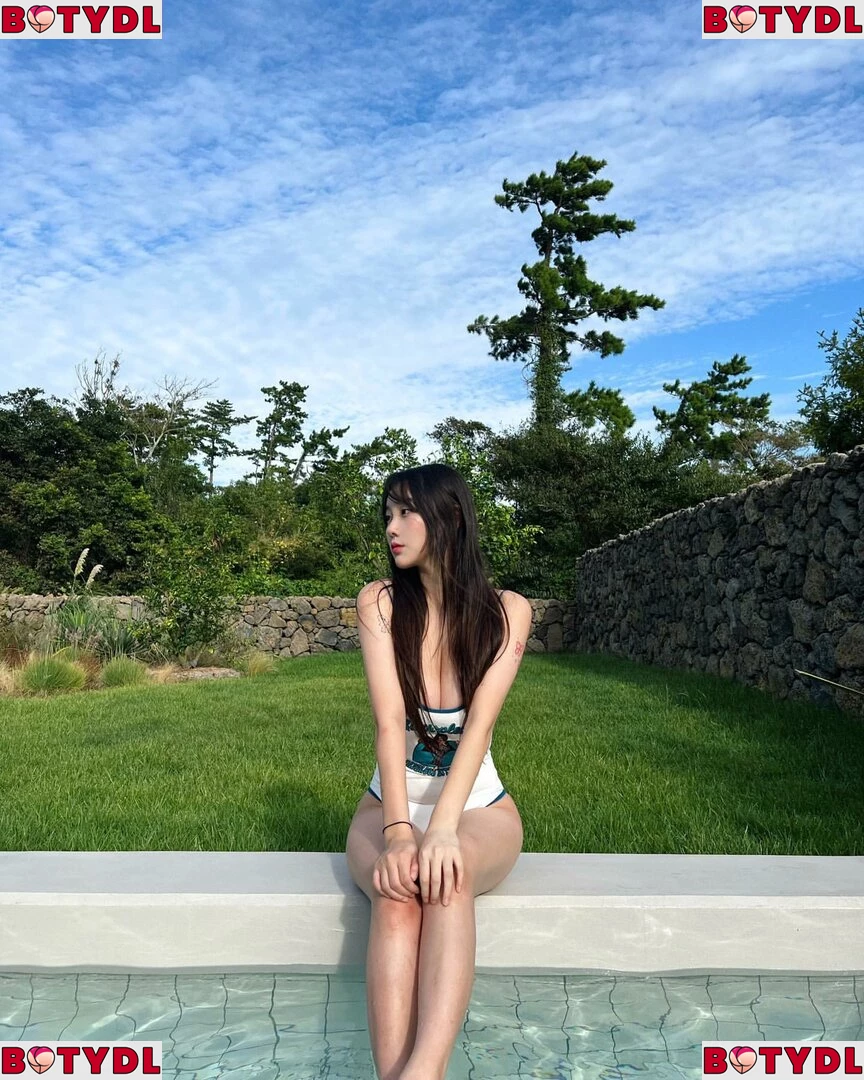 Sejinming Onlyfans Photo Gallery 