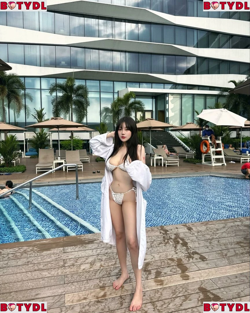 Sejinming Onlyfans Photo Gallery 